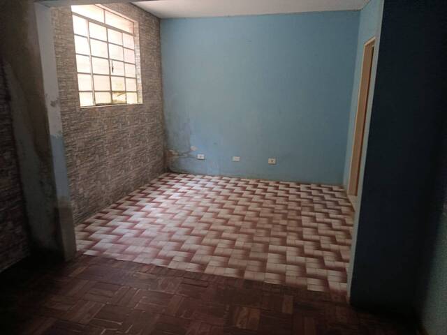 Casa para Venda em Carapicuíba - 2