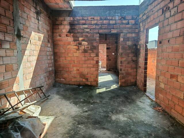 Casa para Venda em Carapicuíba - 5