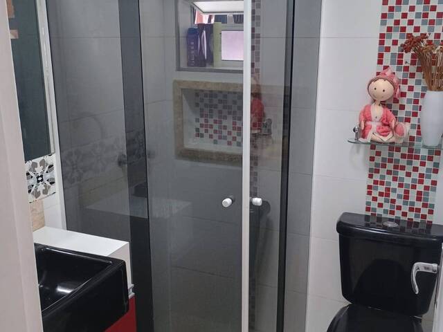 Apartamento para Venda em Carapicuíba - 4